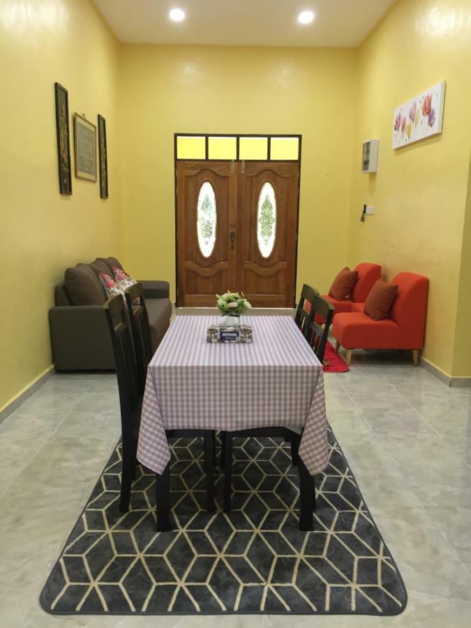 Homestay Talina Kuala Terengganu Extérieur photo