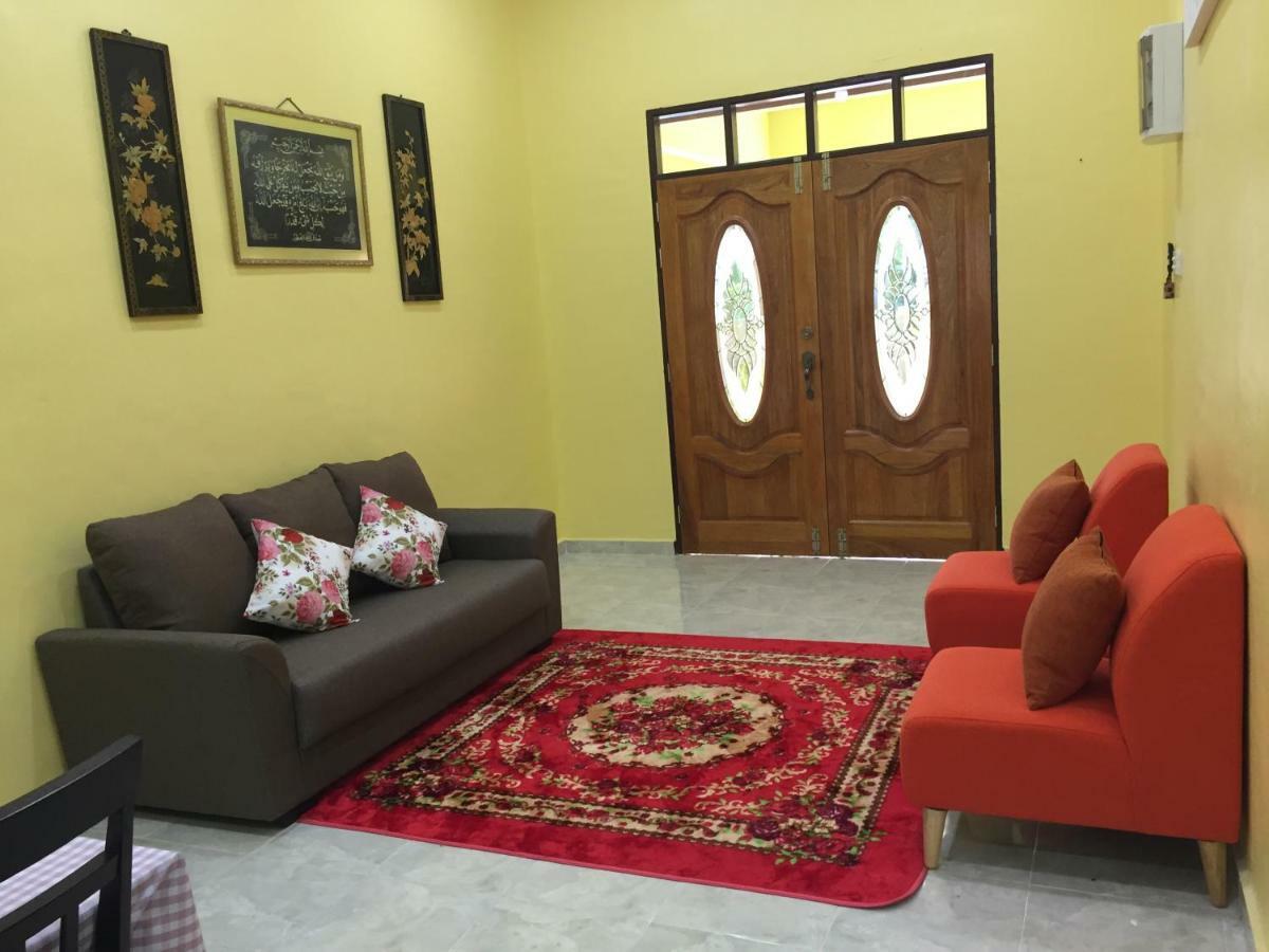Homestay Talina Kuala Terengganu Extérieur photo