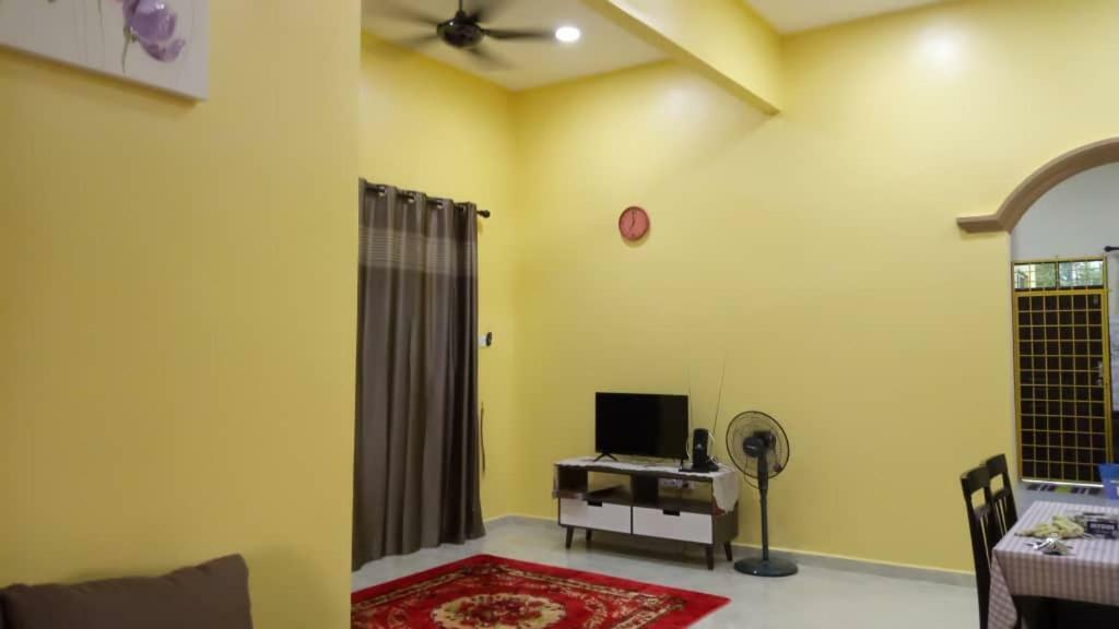 Homestay Talina Kuala Terengganu Extérieur photo