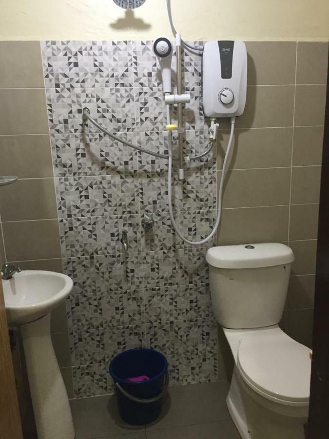 Homestay Talina Kuala Terengganu Extérieur photo